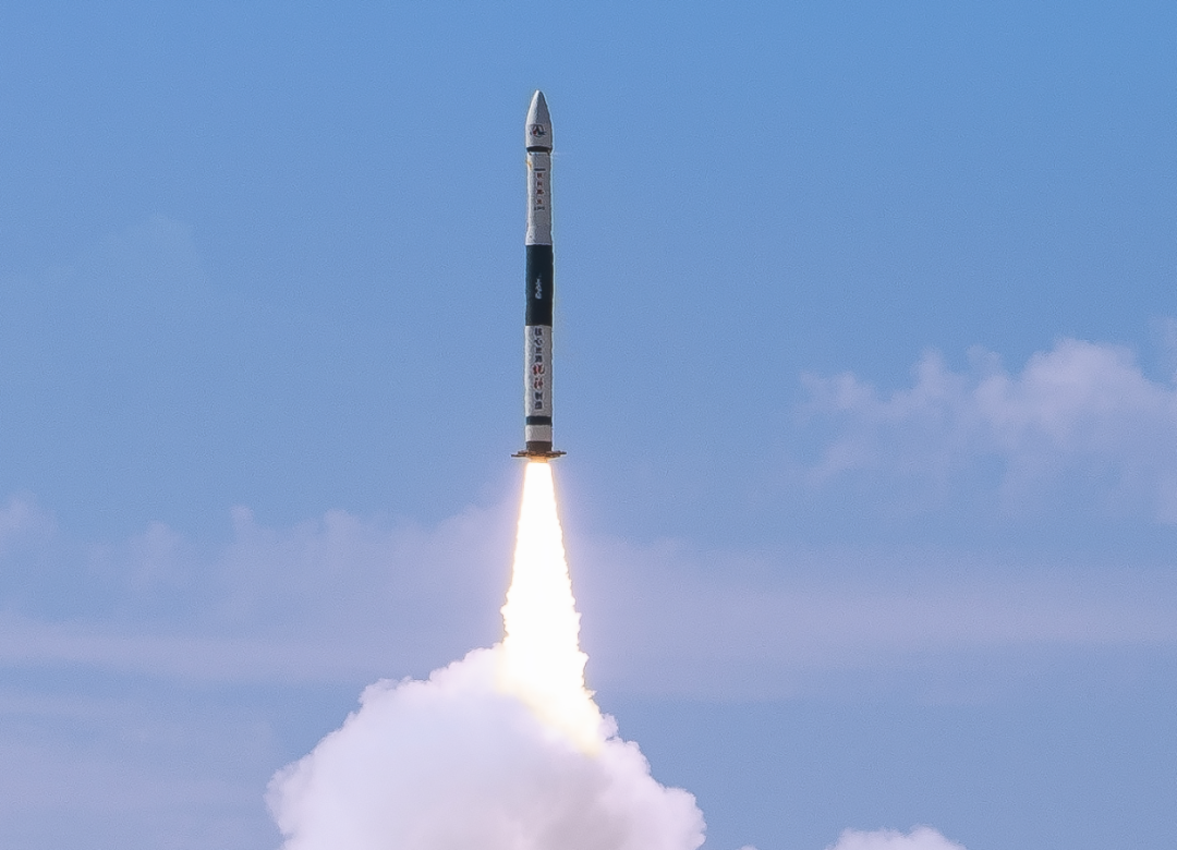 銳科旗幟系列激光器助力航空航天事業(yè)飛速發(fā)展(圖1)