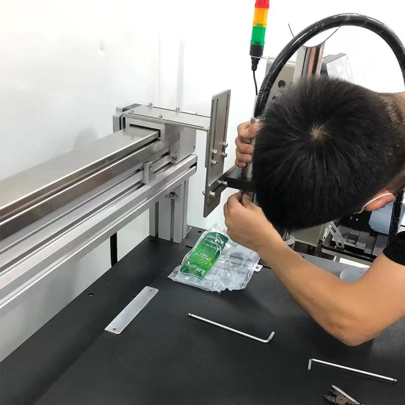 實驗室檢測用大理石操作平臺搭配小字符噴碼機(jī)(圖2)